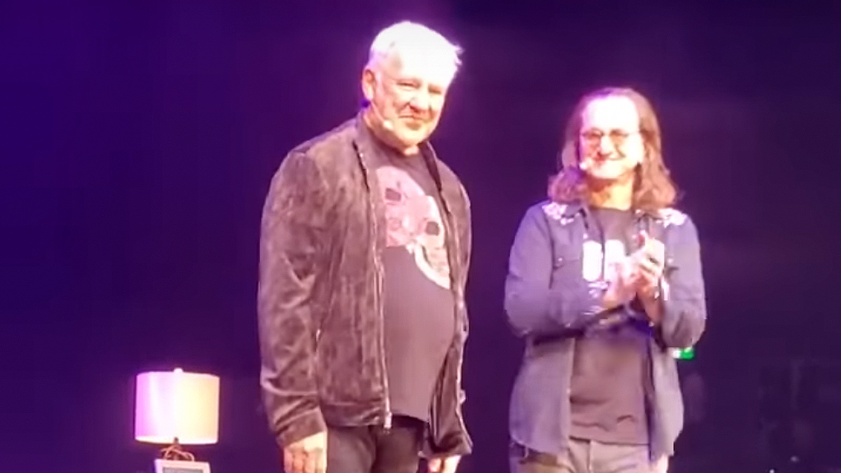 Alex Lifeson Hosts Geddy Lee’s Toronto Book Tour Stop: Watch