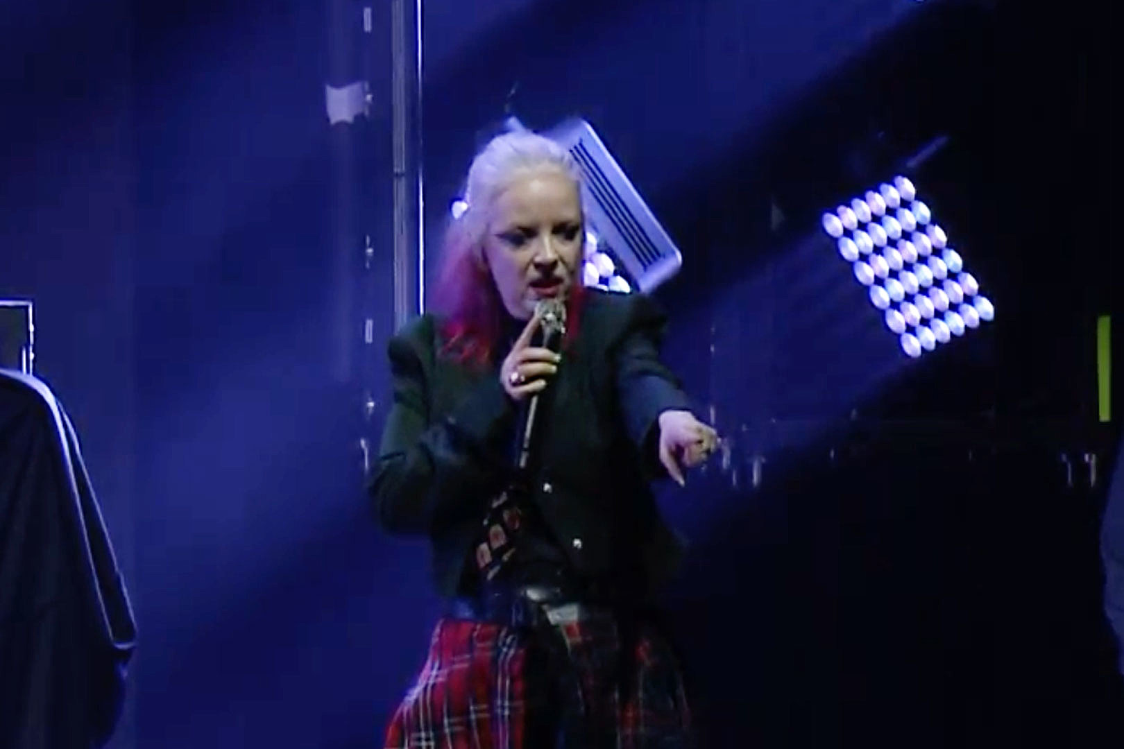 Shirley Manson Breaks Up Fight With Expletive-Filled Rebuke