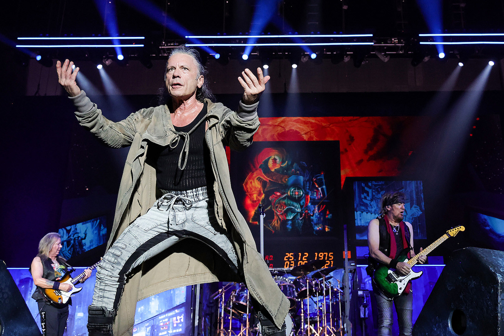 Bruce Dickinson Shares Why There’s a Lack of Festival Headliners