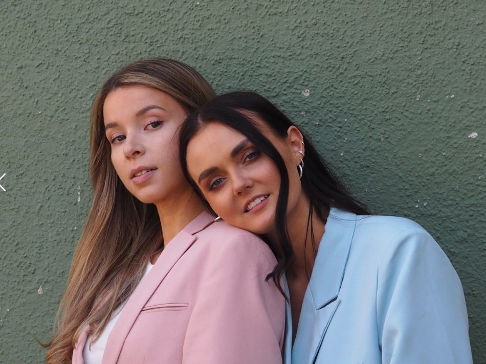 Singer-Songwriter CEDER Collaborates On New EP With Cellist Dorotea
