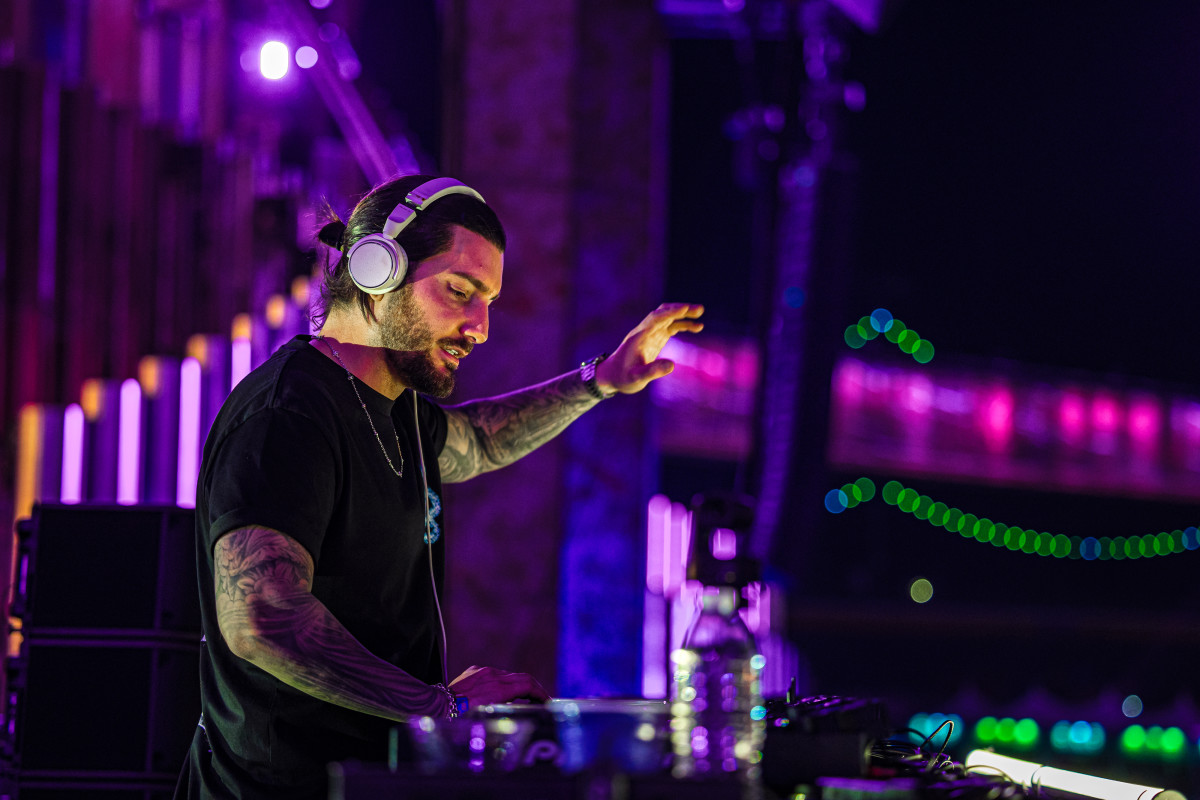 Alesso and Sentinel Channel Raw Emotion on Thunderous New Single "Freedom"