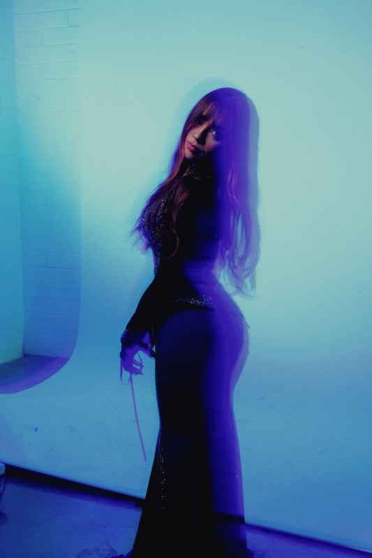 Bella Renee Reclaims Personal History on New EP "NOISE & THE THRILL"