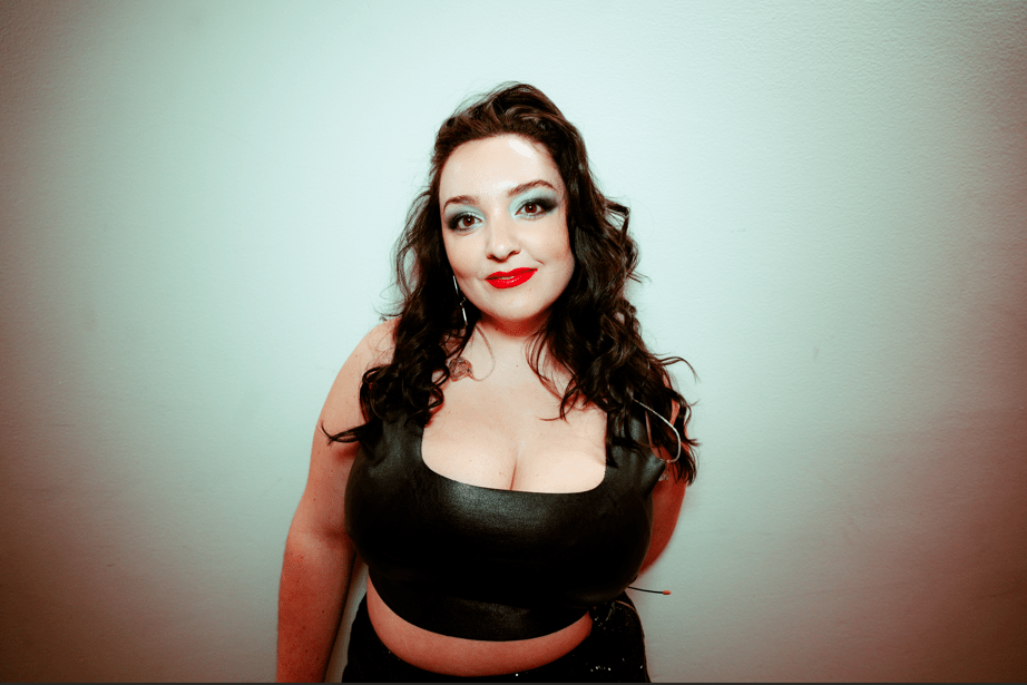 Casey McQuillen’s Self-Love Songwriting And Upcoming ‘Better’ Tour