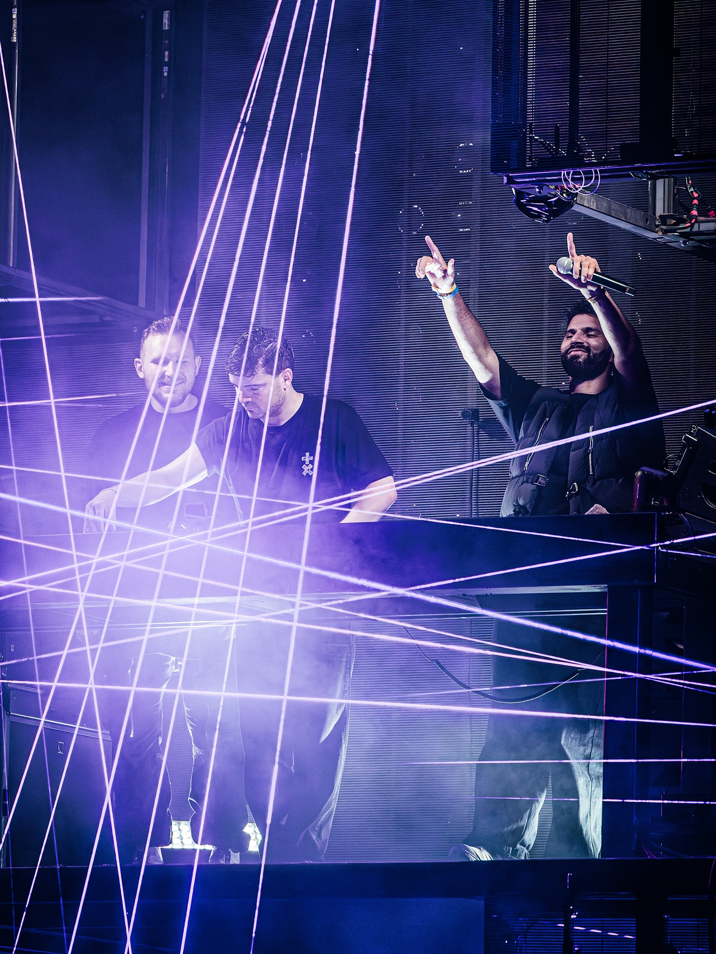 Martin Garrix, R3HAB and Skytech Conjure Up Mainstage Anthem, “Voodoo”