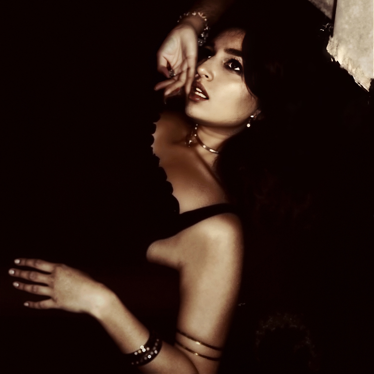 Rena Angel Drops Intimate Alt-Pop Single ‘Beauty When I Bleed’