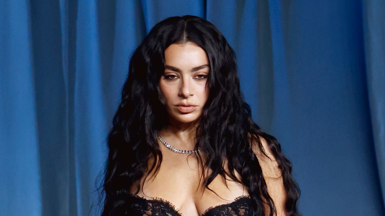 Charli XCX Releases New Song “Wall of Sound”