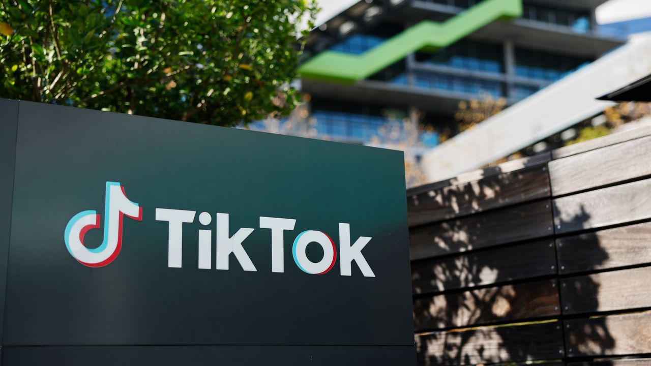 TikTok Completes Deal to Create U.S. Entity and Avert Ban