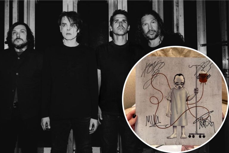 My Chemical Romance Fans Find Rare Art in ‘Black Parade’ Albums